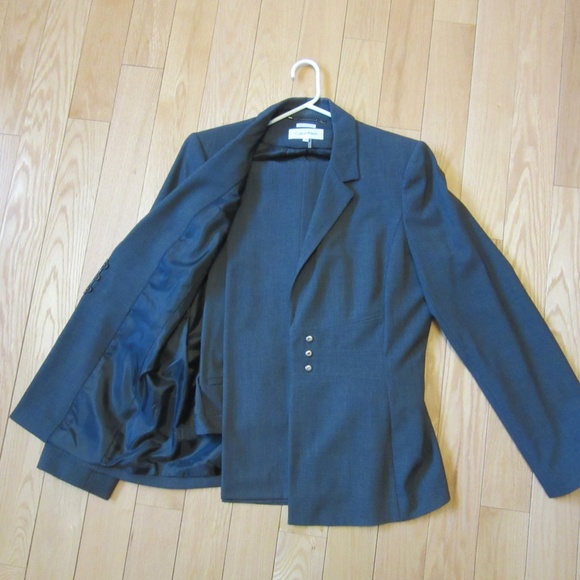 Pant Suit Calvin Klein Size 12 Business or Casual - Picture 4 of 7